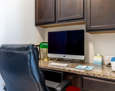 290 Northern Flicker St - Photo Thumbnail 12