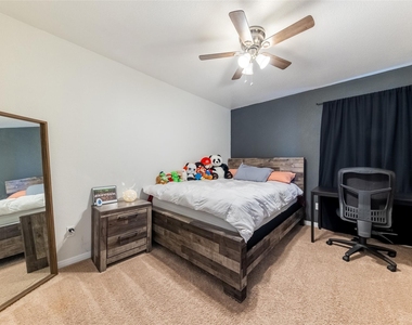 290 Northern Flicker St - Photo Thumbnail 14