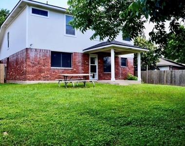 14208 Sumatra Ln - Photo Thumbnail 10