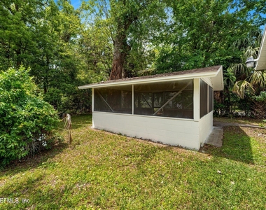 1424 W 9th Street - Photo Thumbnail 22