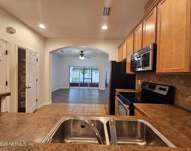 6194 High Tide Boulevard - Photo Thumbnail 3