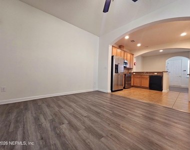 6194 High Tide Boulevard - Photo Thumbnail 2