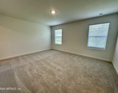 166 Yellowstone Drive - Photo Thumbnail 12