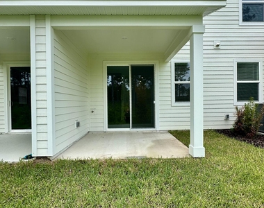 166 Yellowstone Drive - Photo Thumbnail 16