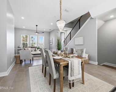 1625 Bridgeton Drive - Photo Thumbnail 6