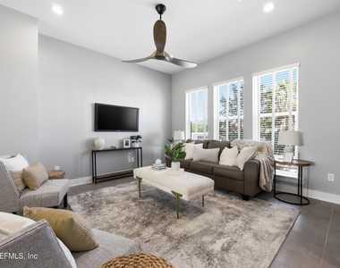 1625 Bridgeton Drive - Photo Thumbnail 7