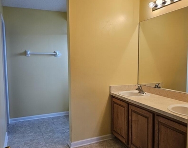 1276 Winding Brook Court - Photo Thumbnail 8