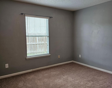 1276 Winding Brook Court - Photo Thumbnail 11