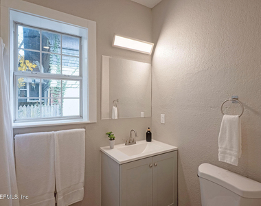 325 Alder Street - Photo Thumbnail 27
