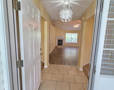 1589 Guardian Court - Photo Thumbnail 5