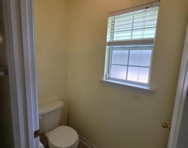 1589 Guardian Court - Photo Thumbnail 31