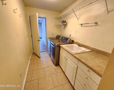 1589 Guardian Court - Photo Thumbnail 21