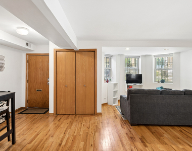 1236 N Marion Court - Photo Thumbnail 6