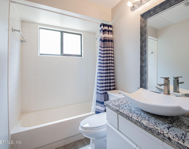 11448 Sugar Maple Place S - Photo Thumbnail 23