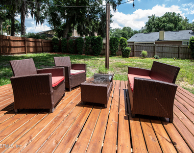 11448 Sugar Maple Place S - Photo Thumbnail 24