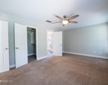 11448 Sugar Maple Place S - Photo Thumbnail 15