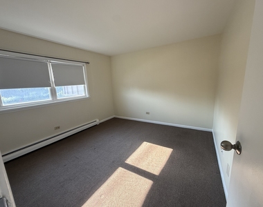 5720 East Avenue - Photo Thumbnail 5