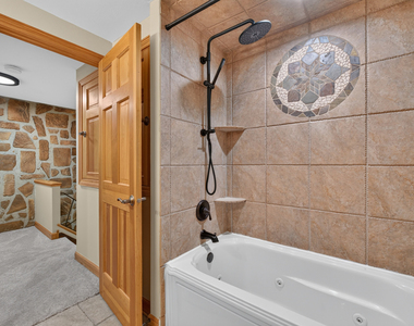 135 Jeffery Lane - Photo Thumbnail 22