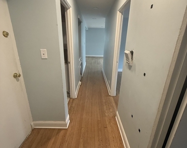 6700 S Paxton Avenue - Photo Thumbnail 11