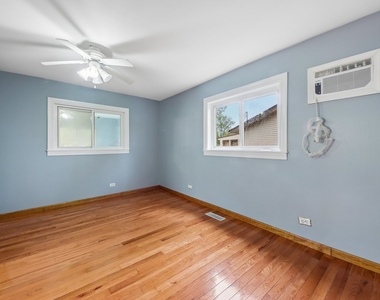 670 Lakeview Lane - Photo Thumbnail 30