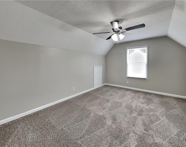 74 Woodsfield Lane - Photo Thumbnail 14