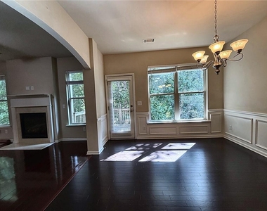 2573 Chimney Hill Place - Photo Thumbnail 2