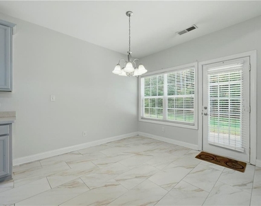 3032 Mockingbird Lane - Photo Thumbnail 6