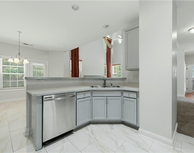3032 Mockingbird Lane - Photo Thumbnail 5