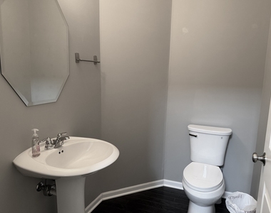 2953 Madison Drive - Photo Thumbnail 8