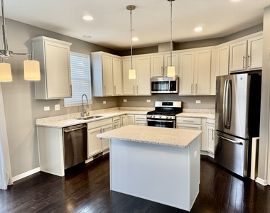 2953 Madison Drive - Photo Thumbnail 5