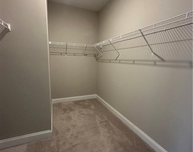 2620 Blackburn Court - Photo Thumbnail 25