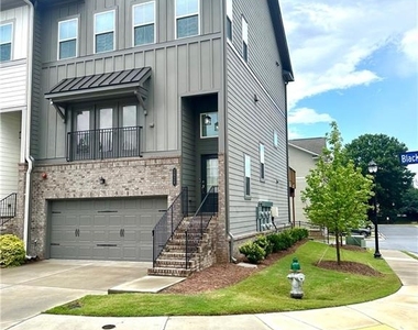 2620 Blackburn Court - Photo Thumbnail 1