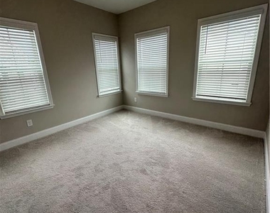 2620 Blackburn Court - Photo Thumbnail 29