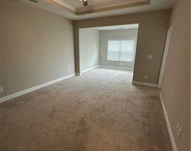 2620 Blackburn Court - Photo Thumbnail 17