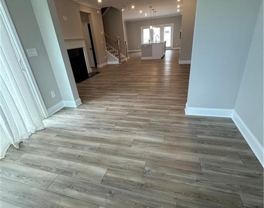 2620 Blackburn Court - Photo Thumbnail 14