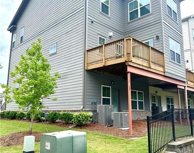 2620 Blackburn Court - Photo Thumbnail 2