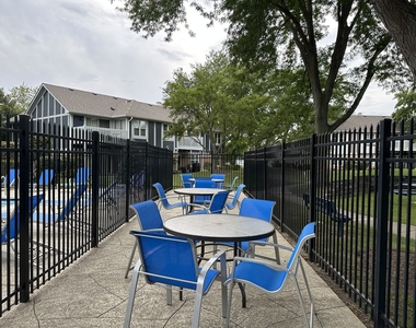 251 Coventry Circle - Photo Thumbnail 11