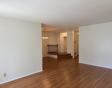 251 Coventry Circle - Photo Thumbnail 25
