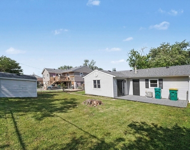 338 Hickory Avenue - Photo Thumbnail 13