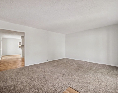 338 Hickory Avenue - Photo Thumbnail 1