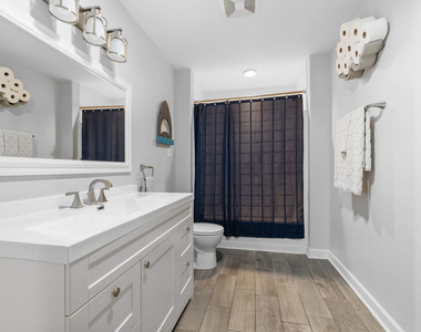 1621 Barthelone Street - Photo Thumbnail 10