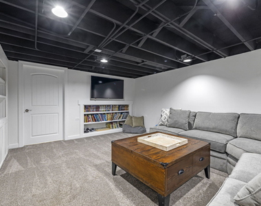 1621 Barthelone Street - Photo Thumbnail 15