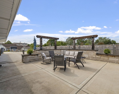 1621 Barthelone Street - Photo Thumbnail 19