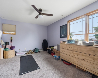 1440 Circle Avenue - Photo Thumbnail 11