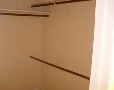 12706 Nantucket Drive - Photo Thumbnail 21