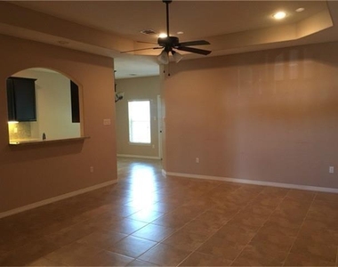 1242 Elm Street - Photo Thumbnail 3