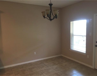 1242 Elm Street - Photo Thumbnail 9