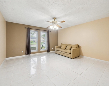 21423 Park Valley Drive - Photo Thumbnail 12