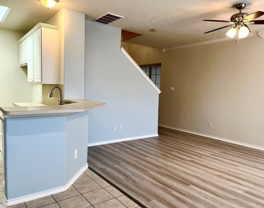 6111 Morningshire Lane - Photo Thumbnail 13