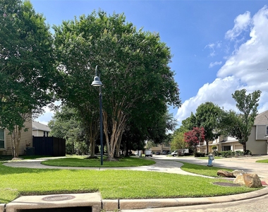 6111 Morningshire Lane - Photo Thumbnail 33